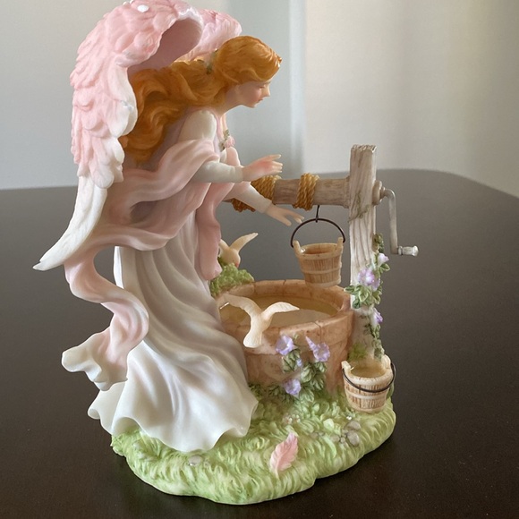 Alexandra "Endless Dreams' Figurine by Seraphim Classics - Picture 7 of 16